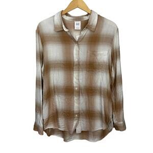 Gap‎ Womens The Easy Shirt Large Button Up Flannel Tan Plaid Long Sleeve Cotton